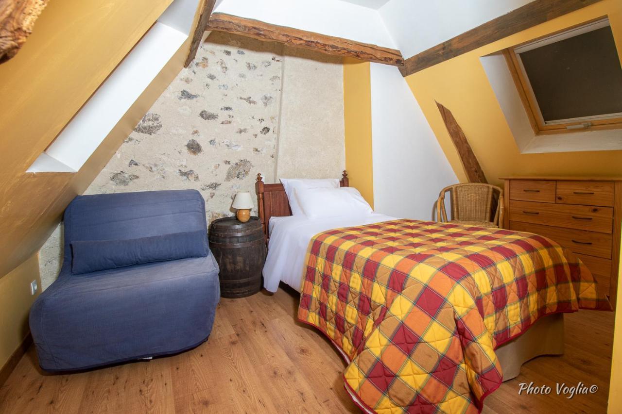 Logis Auberge Le Colombien - Hotel Et Restaurant Villandry Kültér fotó