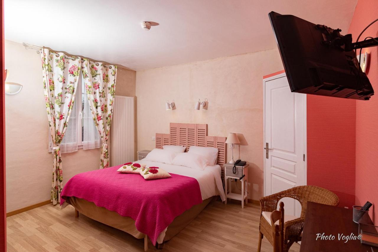 Logis Auberge Le Colombien - Hotel Et Restaurant Villandry Kültér fotó